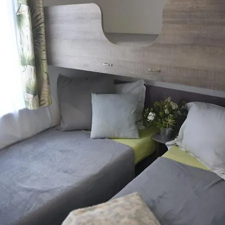 Sas Robrecht 캠프장 쎙뜨호뻬